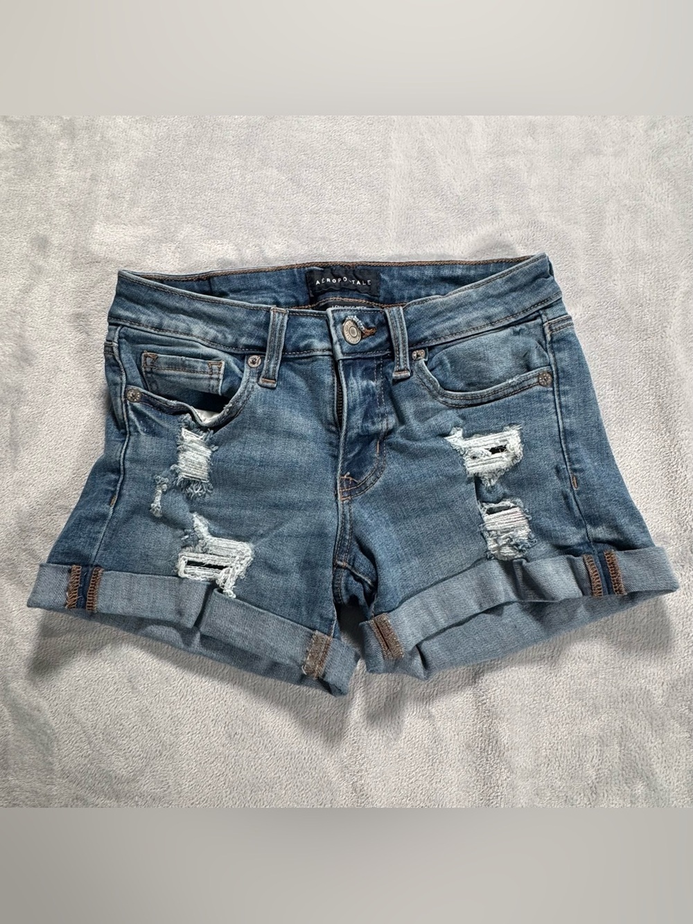 Aeropostale Juniors Low Rise Midi Distressed Denim Shorts Blue Cuffed